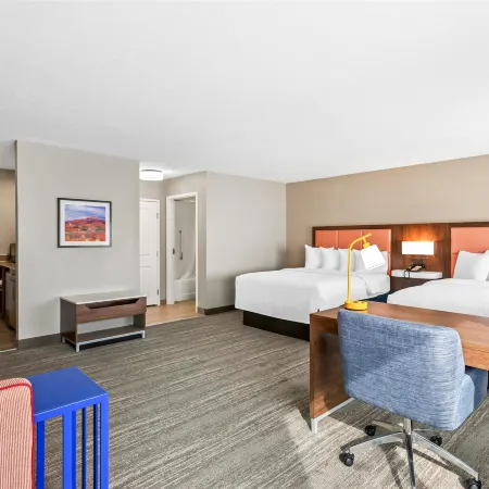 Hampton Inn & Suites Farmington