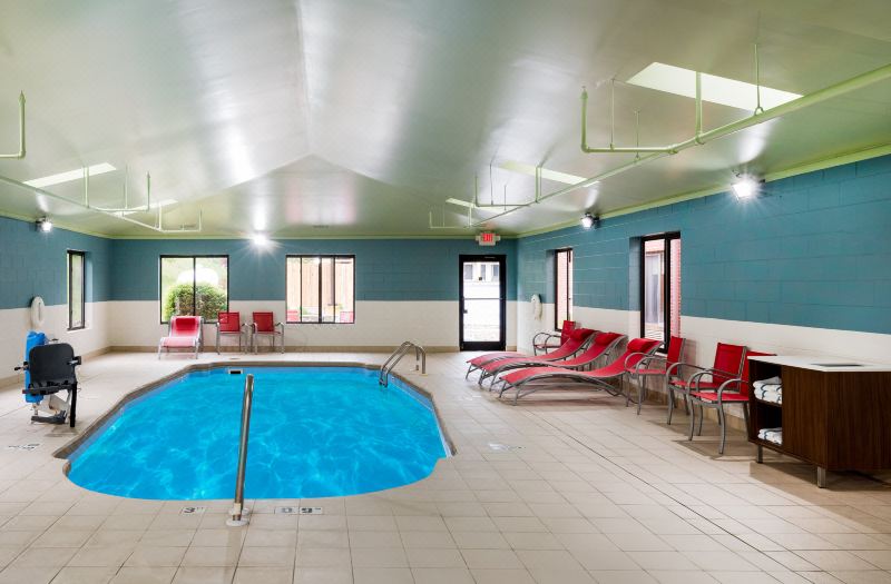 Holiday Inn Express Hillsville by IHG photo 2