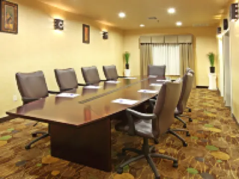 Holiday Inn Express & Suites MARSHALL by IHG Hoteles en Marshall