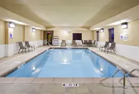 Holiday Inn Express & Suites VAN WERT by IHG - Семейные