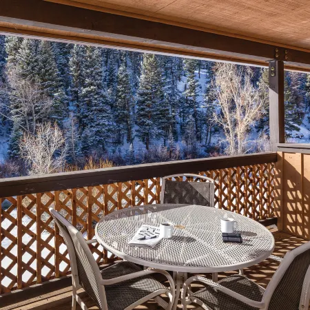WorldMark Red River