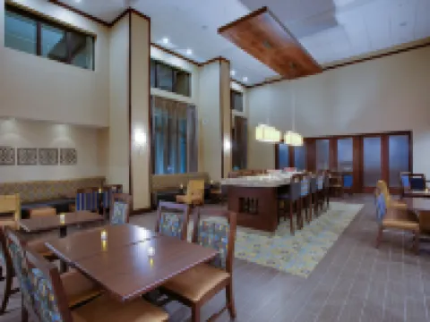 Hampton Inn & Suites Philadelphia/Bensalem Hotels in Bensalem