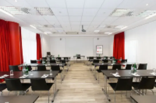 DORMERO Hotel Zürich Airport