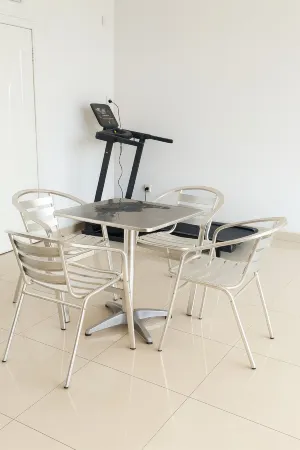 Affordable Spacious Apartment in Kinshas Отели рядом с достопримечательностью «ROND POINT SUPER LEMBA»