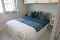 Harbour View Stay - Stylish apartment with stunning views in the marina of Zeebrugge Hotels in 