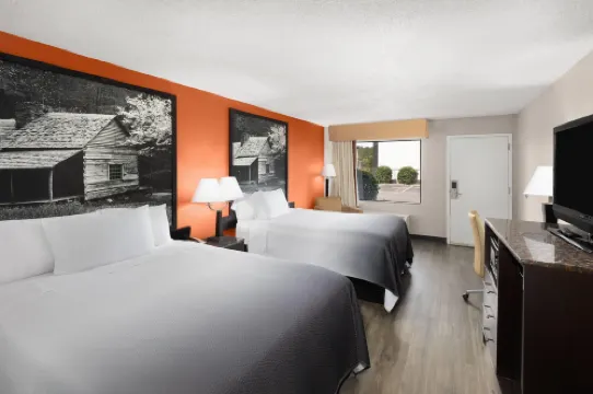 Super 8 by Wyndham Bulls Gap Greeneville Area