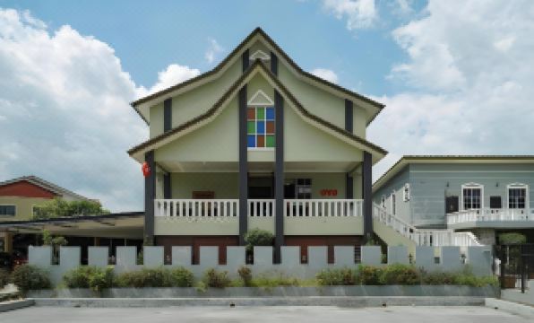 M S Hotel, Tengku Kelana KTM Klang