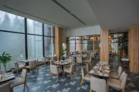 DoubleTree by Hilton Nathiagali - breakfast