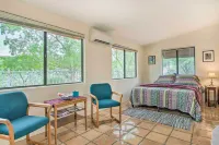 Charming Tucson Casita Near Hiking and Biking!