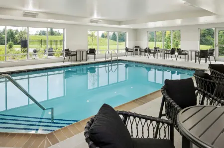 TownePlace Suites by Marriott Mankato Отели рядом с достопримечательностью «Парк Сибли»