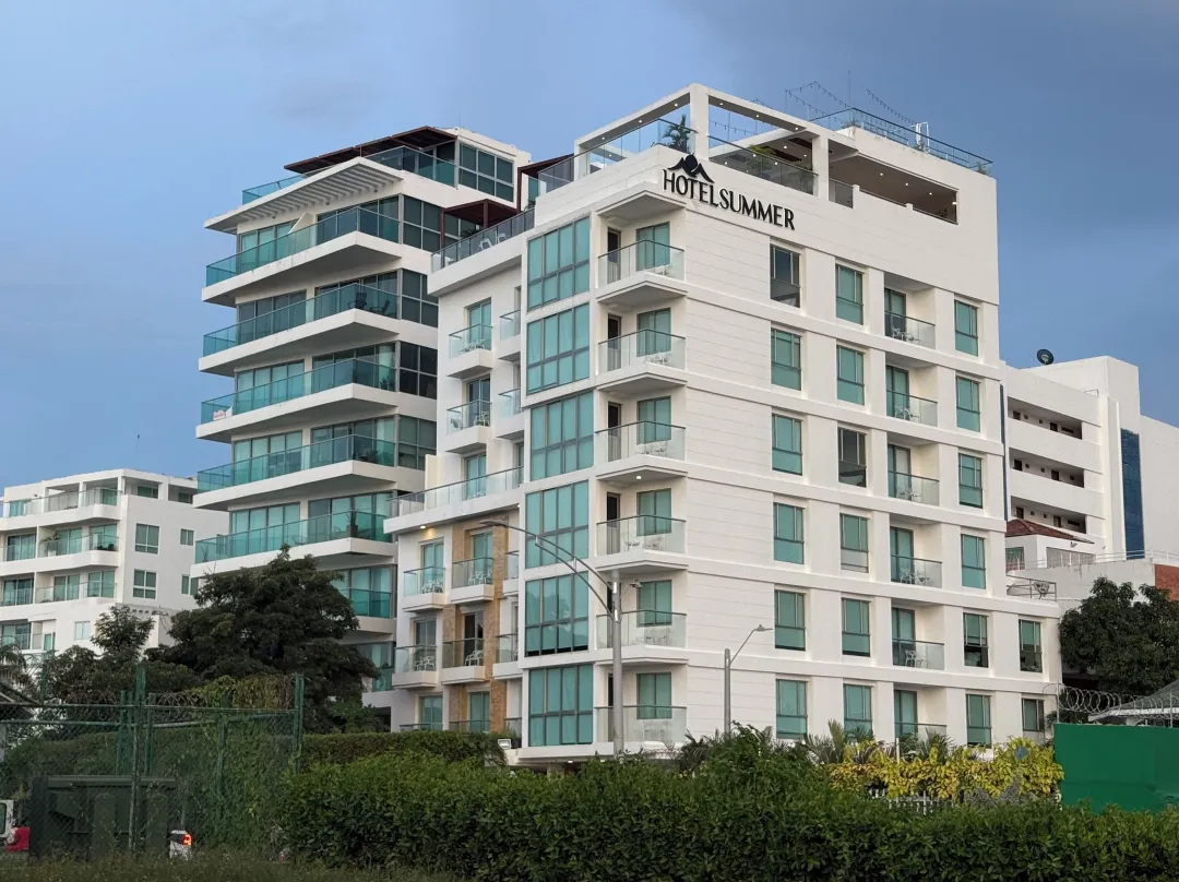 Hotel Summer Frente Al Mar - Cartagena, Colombia