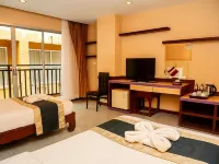 Bellevue Ocean Patong Hoteles cerca de Playa Freedom