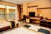 Bellevue Ocean Patong Hotels near Phuket Simon Cabaret