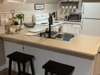 *Newly renovated* guesthouse with beautiful views Hotels in Newfield