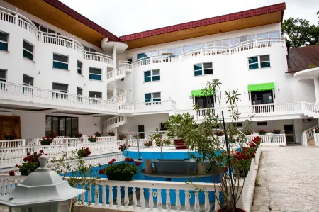 Hotel Cornul Vanatorului