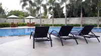 Golden Palace Hotel Lombok - Swimmingpools