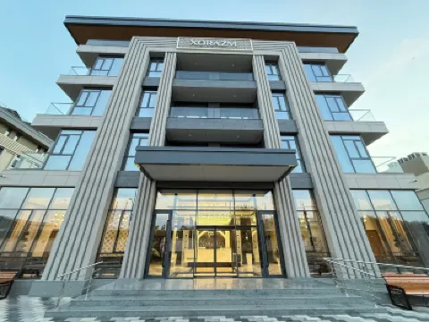 霍拉茲姆酒店 酒店