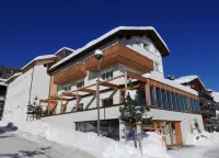 콘라즈 마운틴 로지 - 스포츠 이큅먼트 인클루디드 실버플라나 호텔