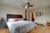 Chic Boulder Mountain Home w/ Hot Tub + Views - Balkon