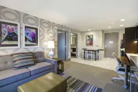Home2 Suites by Hilton Lee's Summit Kansas City - 3-Star
