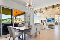 Luxurious Tuhaye Home with Modern Interior, Mountain Views