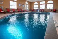 Baymont by Wyndham Lubbock - ที่มีสระว่ายน้ำ