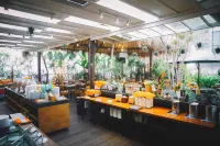 V Hotel & Residence Bandung - breakfast
