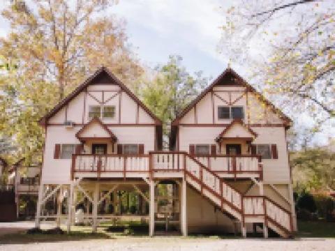 Riverbend Motel & Cabins Hotels in Helen