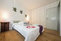Charm Apartment - Happy Rentals - Apartments