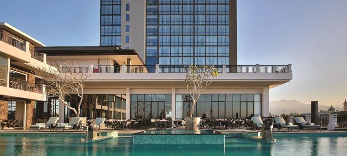 โรงแรมลอมบอก แอสตอเรีย โรงแรมในมาตารัม