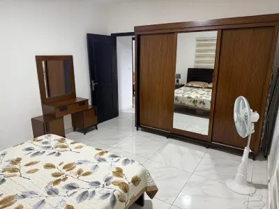 Stay at the heart of Beirut, 10 minutes to Downtown , AUB, Roche and Airport Отели в г. 