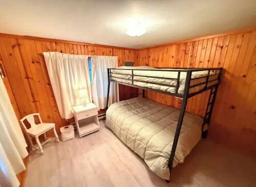 Waterfront Getaway on Beautiful Long Lake!