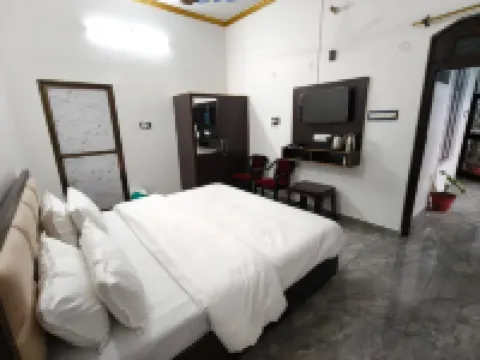 Shri Narayanam Guest House and Home Stay