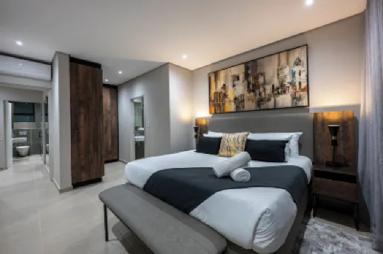 ลักซ์ เลเชอร์ อพาร์ตเมนต์โฮเทล แซนด์ตัน โรงแรมใน