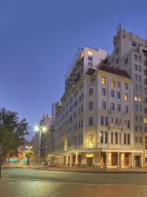Taj Cape Town Hotels in 