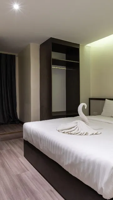 ห้องซูพีเรียร์ เตียงใหญ่ 1 เตียง