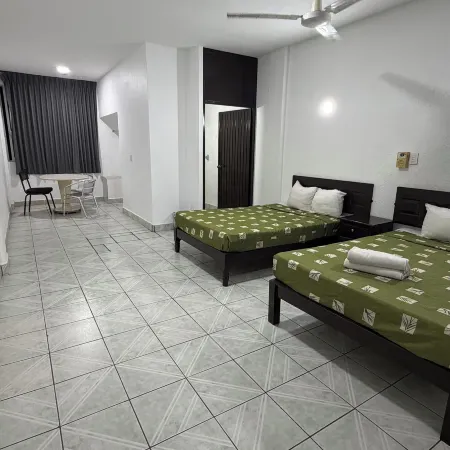 Hotel Plaza