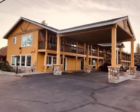 Antlers Inn Hotels in Plumas County