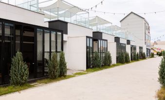 Yangyang Pool Lounge Pension & Glamping