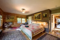 Private Luxury Log Cabin