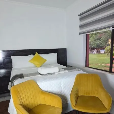 DreamWest Living the Guesthouse