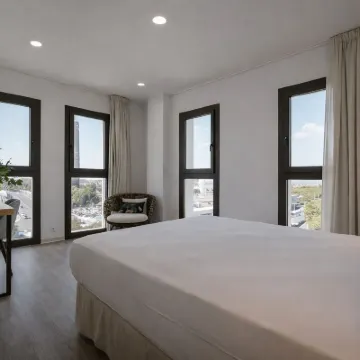 Petit Palace Vargas Hotels near Triana