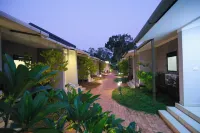 Btown Resort Kochi - مسبح خاص
