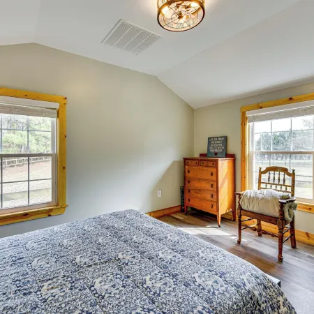 Gateway to Golf Capital! Carthage Escape w/ Pool