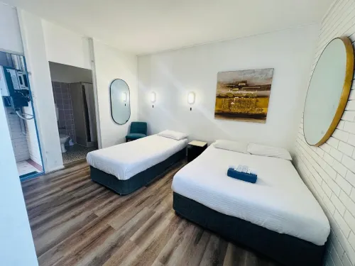 Mayfield Motel - 2-Star