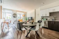 2BR TH | Gym, Balcony | Bellevue Parkside M