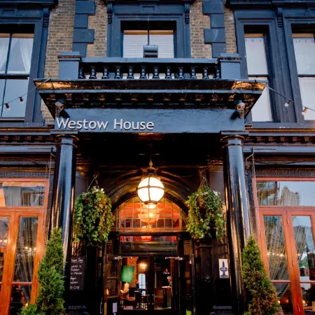 Westow House - London Crystal Palace Отели рядом с достопримечательностью «Железнодорожный вокзал Норбери»
