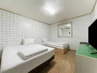 Windsor Royal Hotel - Bãi đậu xe