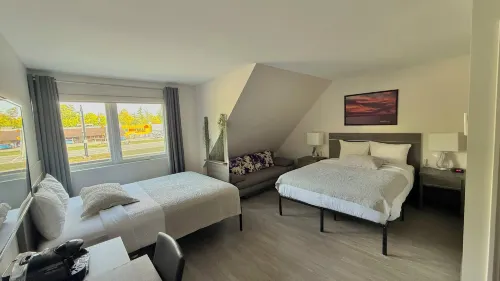 Amber Hotel