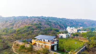 Elivaas Prassanam Vatika 2 BHK Hillside Villa with Private Pool Hotels in 